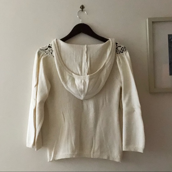 Moth | Anthropologie Cream Hooded Sweater - Picture 3 of 8